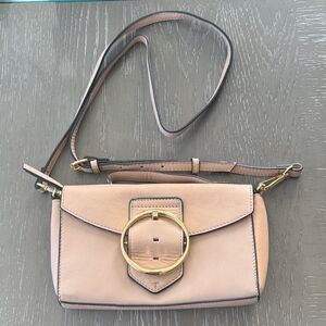 Tignanello Elegant Light Peach Leather Crossbody Bag Gold Tone Ring Accents EUC